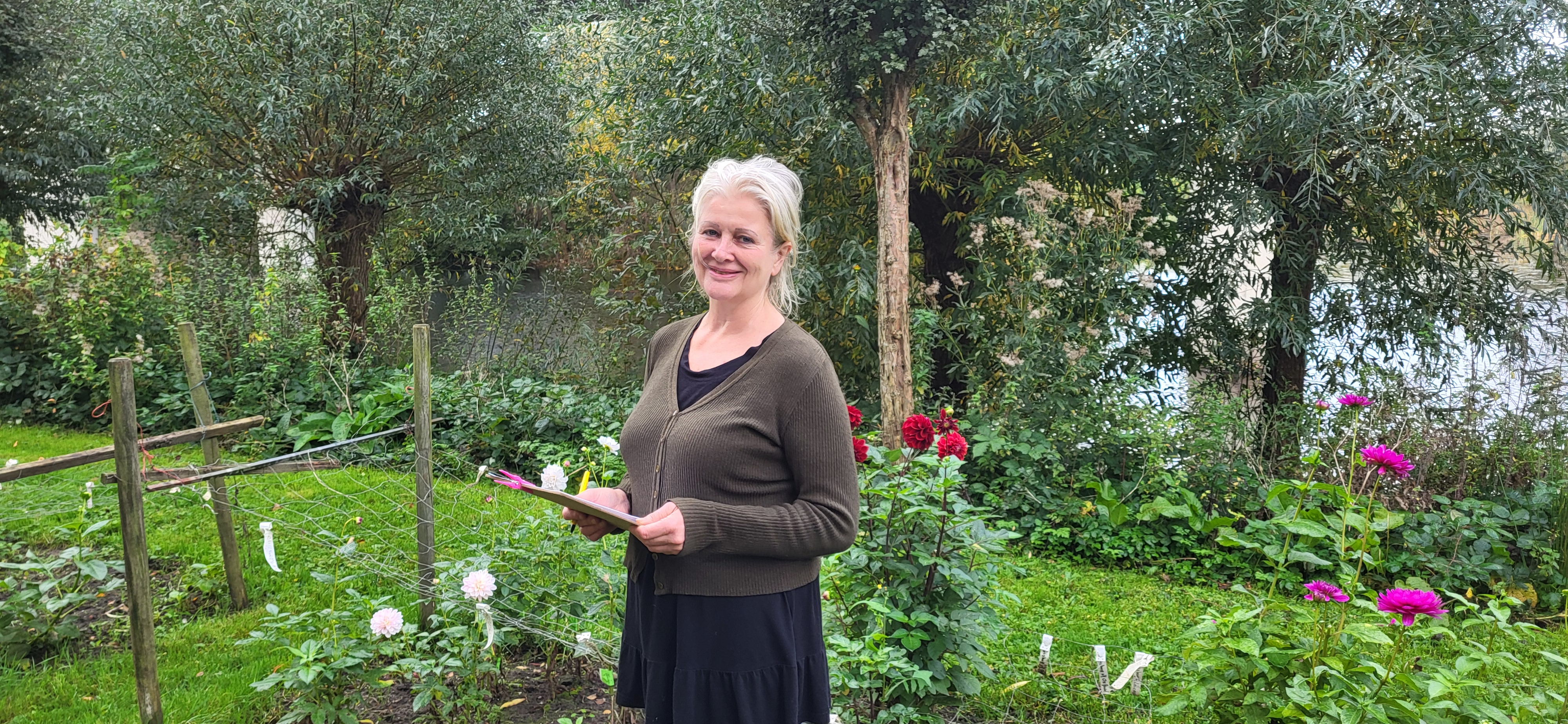 Open dag Dahlia Vereniging Schiedam trekt natuurliefhebbers