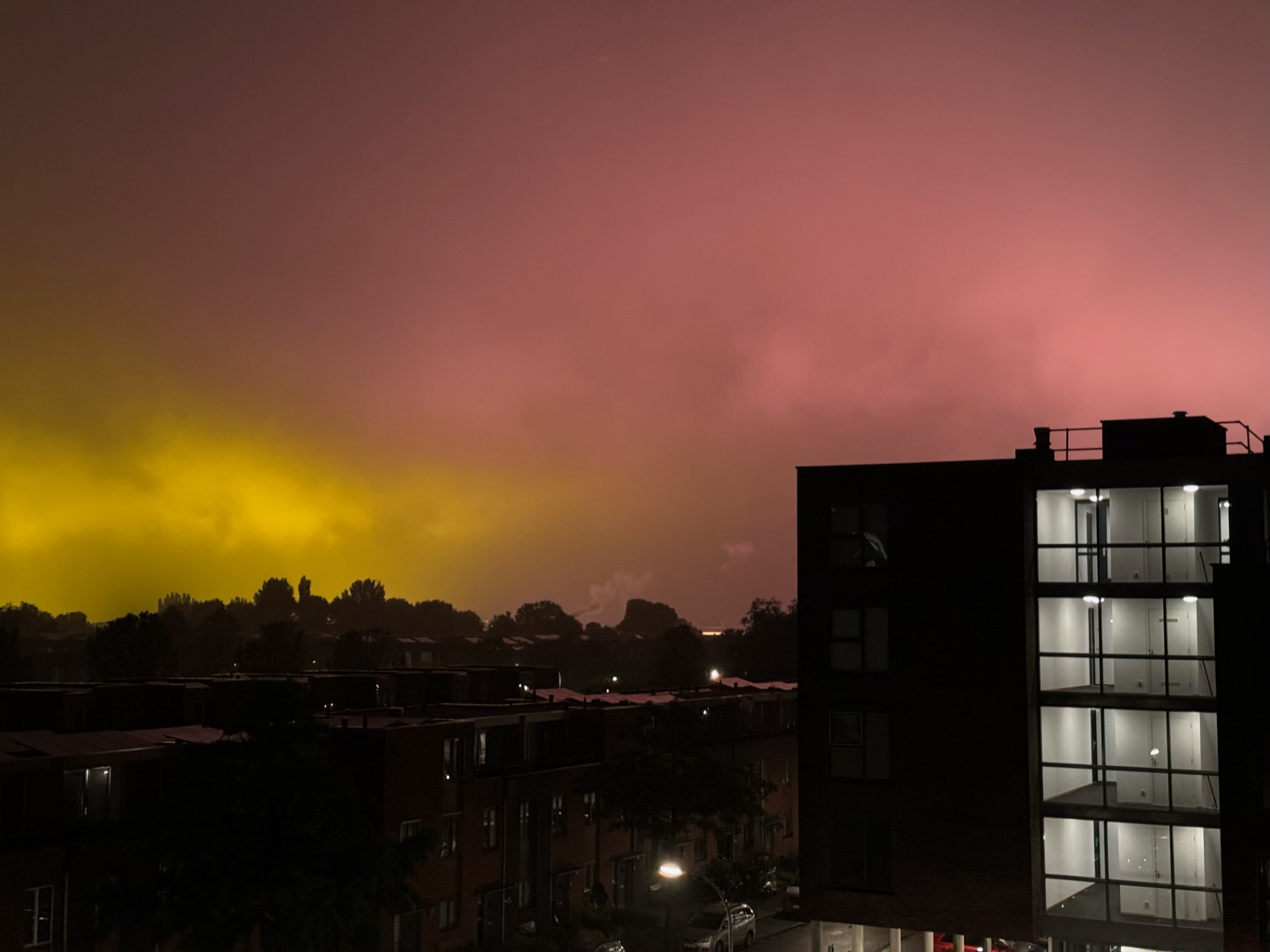 Natuurlijk Delfland wil minder lichtoverlast tuinbouw