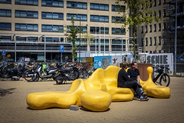 De Barbabank landt in Schieveste