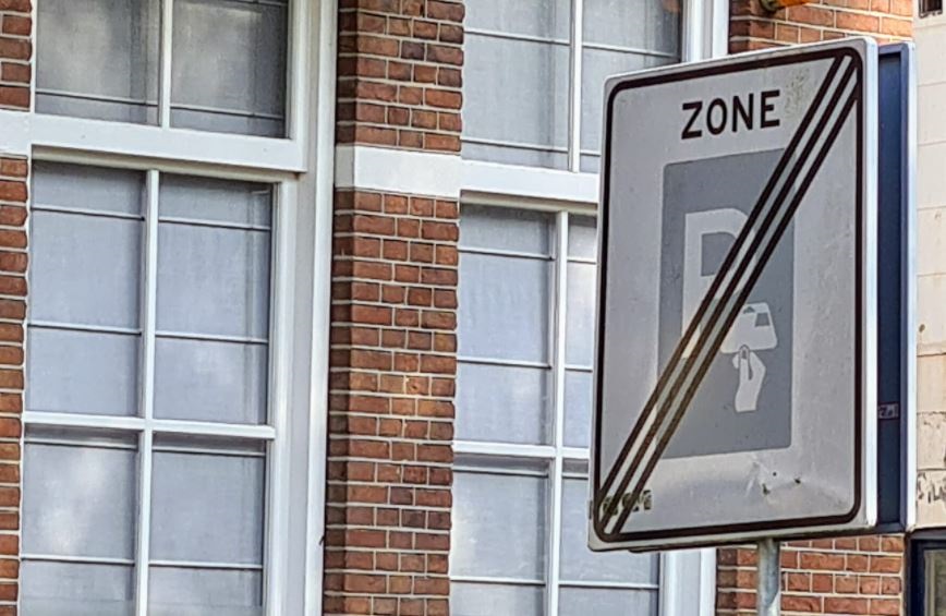 Er komt géén betaald parkeren in Schiedam West