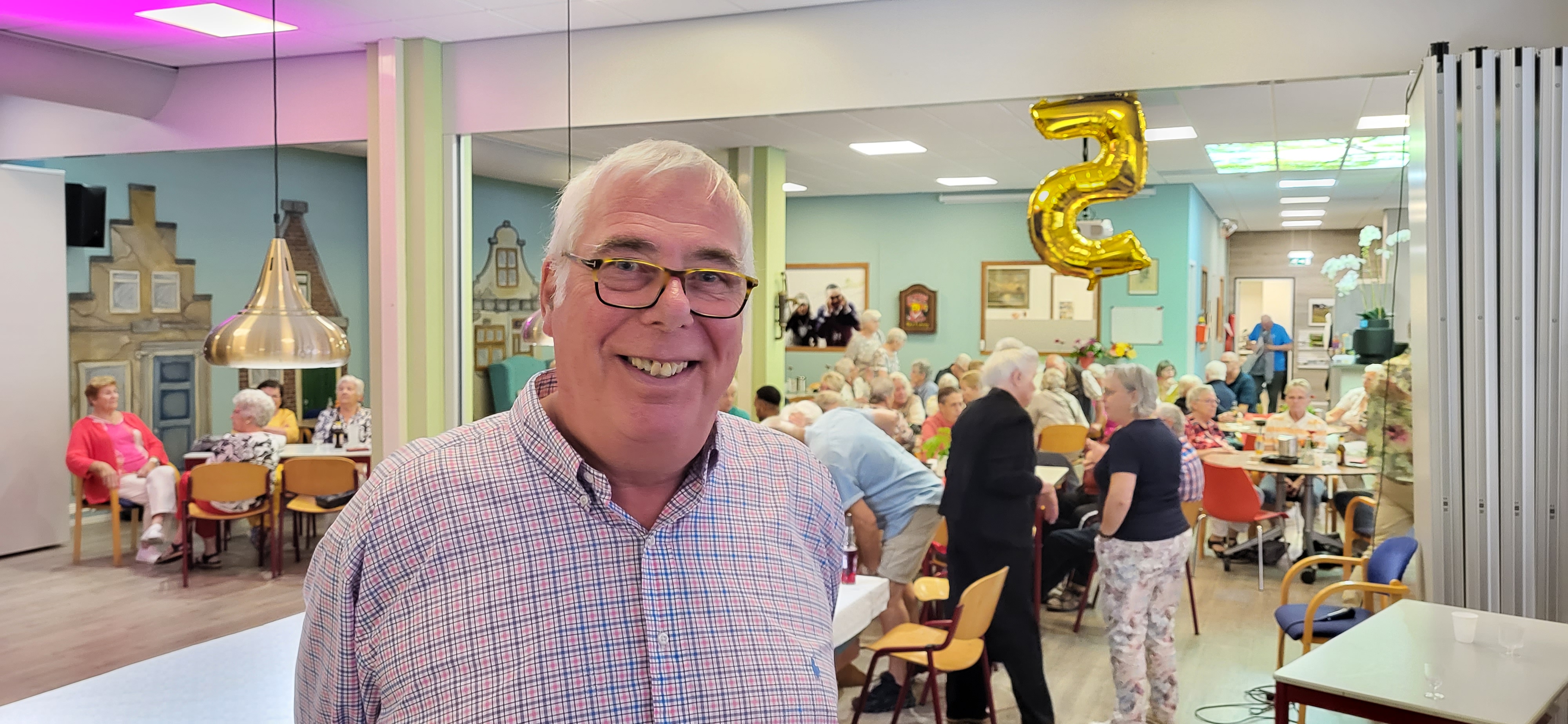 Soos Blauwhuis biedt ouderen een huiskamer