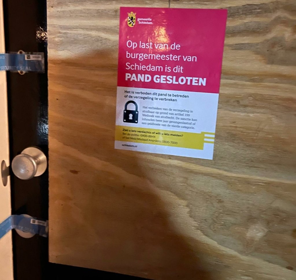 Gemeente stuit op bordeel door advertentie en sluit het pand