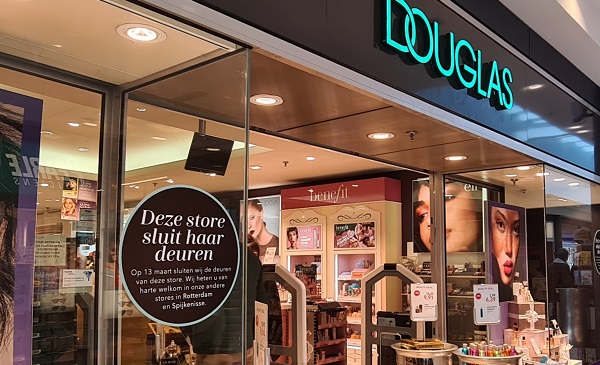 Laatste dag Douglas in De Passage