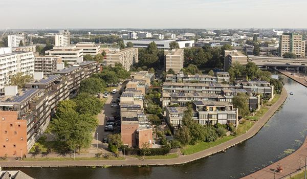 Er liggen ruim 34.000 zonnepanelen op Schiedamse daken