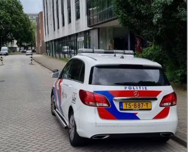 Twee vrouwen aangehouden die op gestolen snorfiets reden