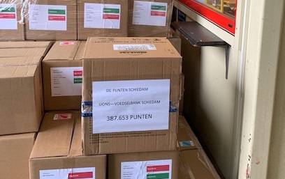 Inzamelactie Lions Club goed voor 844 pakken koffie voor Voedselbank