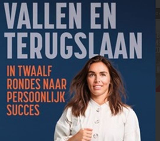 Vallen en terugslaan - Nouchka Fontijn - Boksen als sociale leidraad