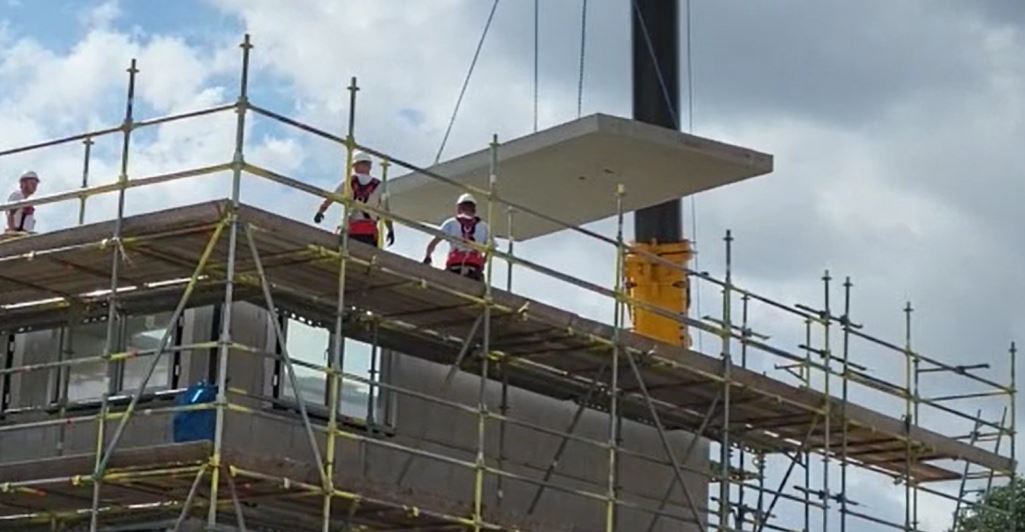 ''Maar dat stond er eergisteren toch nog niet?"