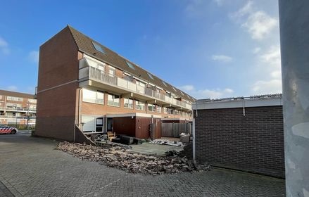 Dit muurtje hield het niet