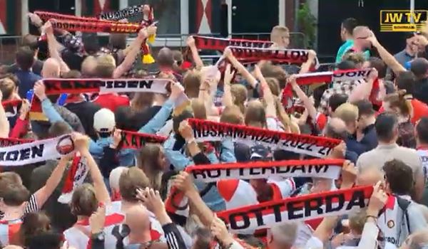 Ook Schiedam viert kampioenschap van Feyenoord