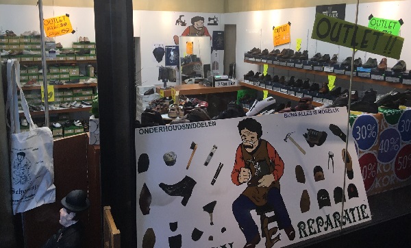 Wim van Hees is met Het Schoentje open op zijn nieuwe plek