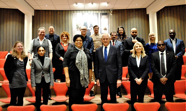Delegatie uit Curaçao op bezoek in Schiedam
