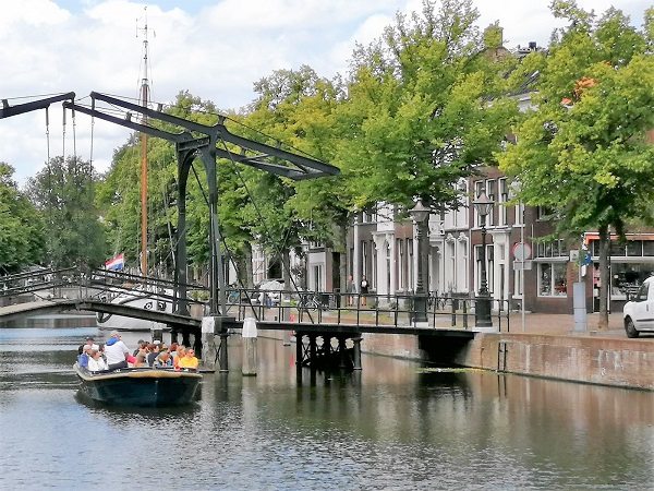De twee fluisterboten gaan 1 juni weer varen