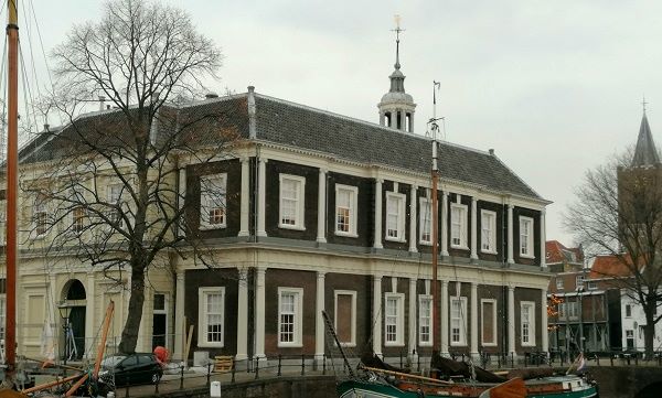 Over de poëzie van zussen Truus en Ida Gerhardt