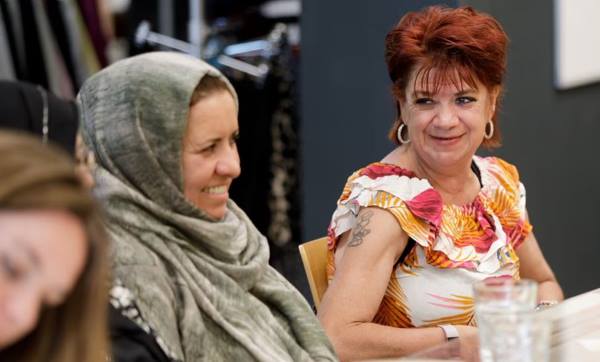 Uit armoede: Kunst, geschiedenis en verhalen