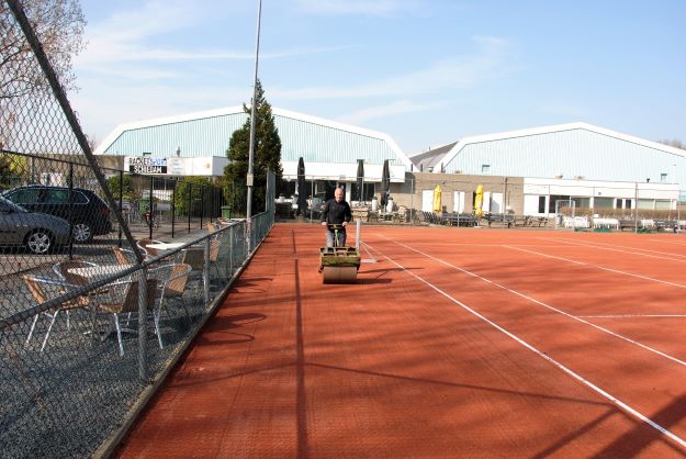 Gemeente Vlaardingen doet niet genoeg aan bereikbaarheid van Schiedamse sportfaciliteiten