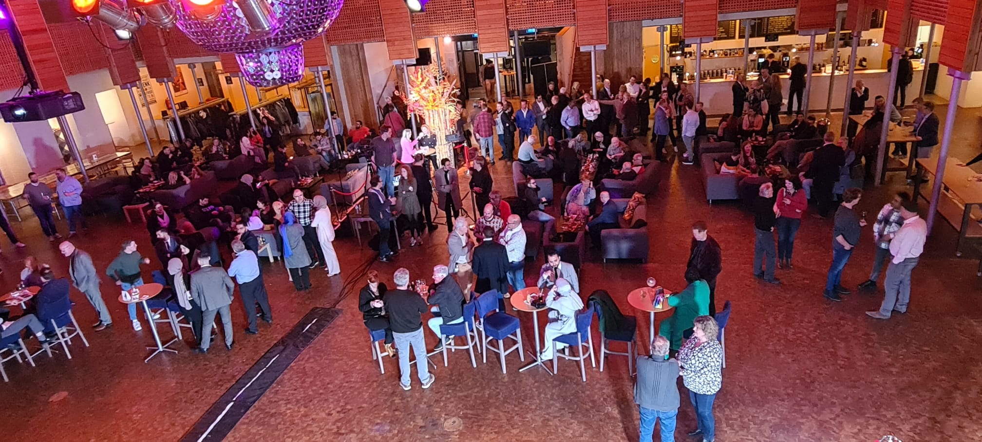 Bij basisschoolleerlingen staan DENK, GroenLinks en VVD op nummer 1, 2 en 3 