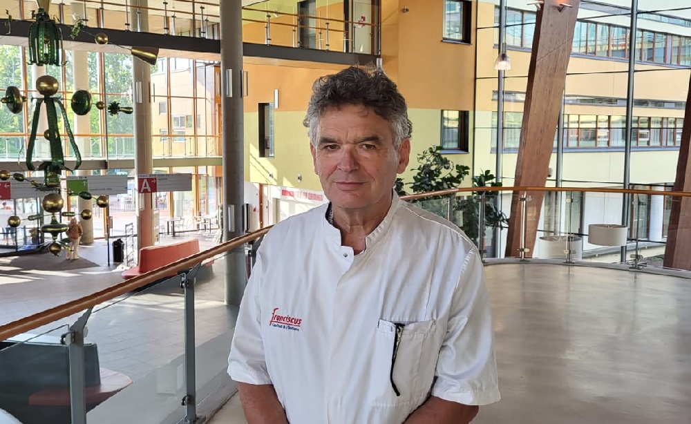 Arts-microbioloog beantwoordt verscheidene vragen over corona