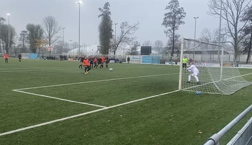 HBSS wint opnieuw en slaat gat van acht punten