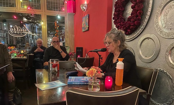 Een literaire amuse-bouche, een geletterd borrelhapje