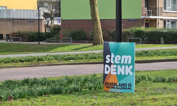 Een partij mag maximaal 75 verkiezingsborden plaatsen