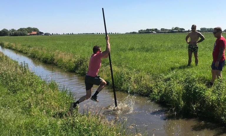 Polder polsstokspringen en bezoek museum
