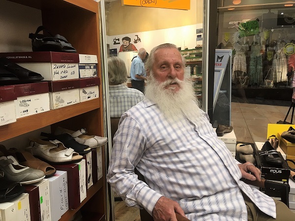 Inzamelingsactie om jeugd weer te kunnen laten kanoën bij Guus Klepke