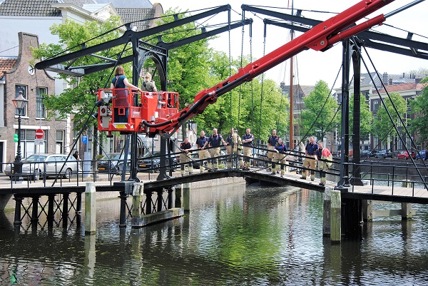 Brandweer Schiedam rukt uit voor fotoshoot