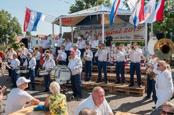 'Online tegelijk spelen is geen optie omdat er een vertraging zit in de verbindingen'