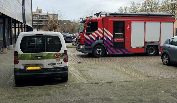 Brandweer Schiedam rukt uit wegens brandgerucht in De Loper